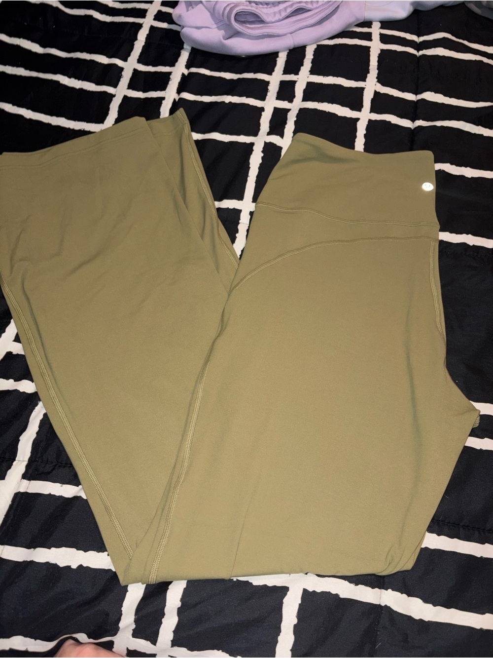 NWOT Lululemon flair Olive Green High-Waist Leggings